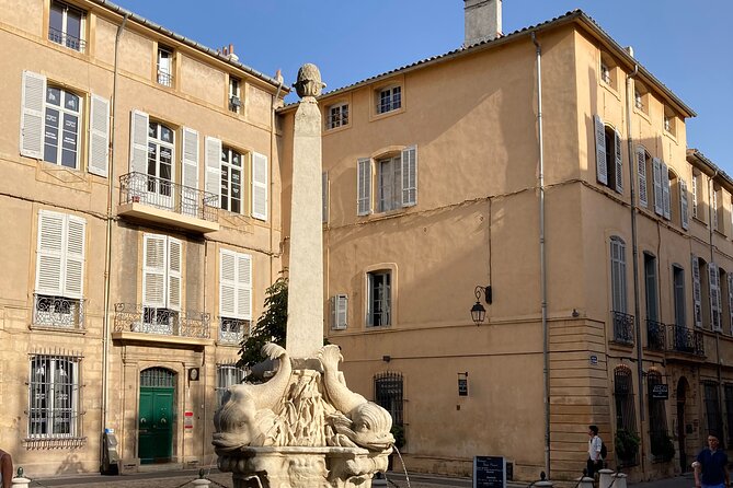 Historical visit/Treasure Hunt of Aix en Provence - Saint-Sauveur Cathedral and the Roman past