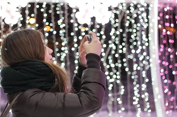Holiday Scavenger Hunt in Gainesville by Holly Jolly Hunt - Why the private group format matters