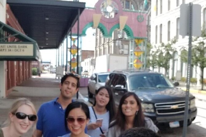 Hysterical Historical Scavenger Hunt - A two-and-a-half-hour walk with no hard deadline