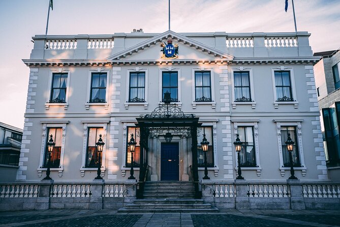 Interactive Treasure Hunt of Dublin's Secrets - How the WhatsApp Support Works