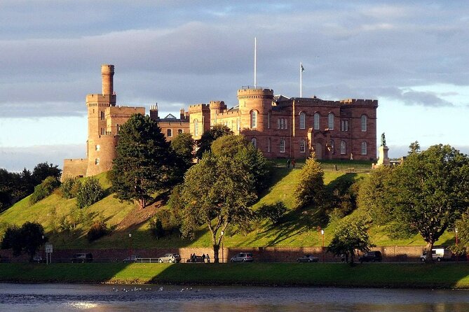 Inverness Quest: Self Guided City Walk & Immersive Treasure Hunt - The app is central, so prepare before you walk