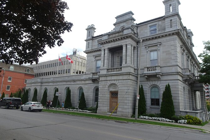 Kingston Self-Guided Walking Tour & Scavenger hunt (updated) - The cenotaph, Queen’s, and Kingston General Hospital