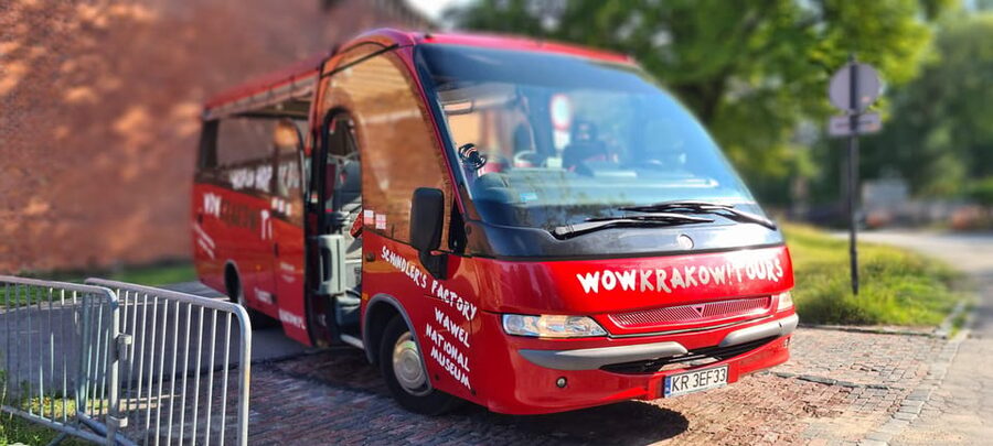 Krakow City SightSeeing hop on hop off bus and city game - Key points at a glance