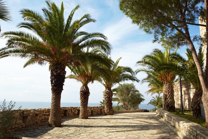 Kusadasi Legacy of the Ottomans: Exploration Game and Tour - Kuakmer and İbramaki Art Gallery