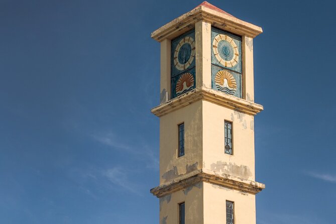 Kusadasi Legacy of the Ottomans: Exploration Game and Tour - Bazaar, Clock Tower, and Fish Market