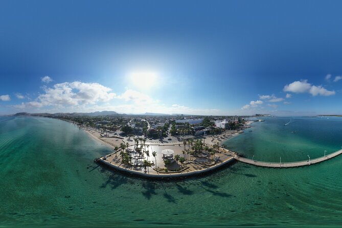 La Paz Private Treasure Hunt - Walking from downtown toward the malecon