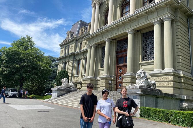 Lausanne (City Center) Scavenger Hunt and Sights Self-Guided Tour - Cathedral Square, Bel Air Tower, and city details