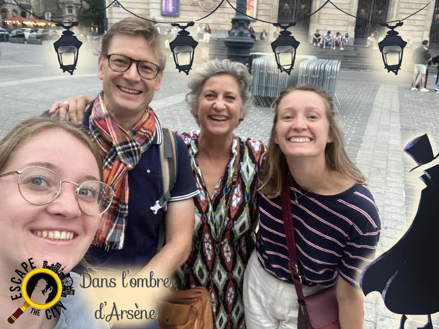 Lille: Outdoor Escape Game - Dans l'ombre d'Arsène - Starting the heist at Place Rihour