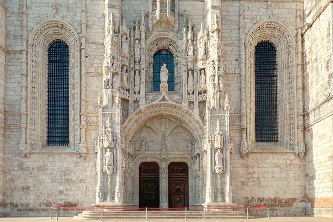 Lisbon (Belém) Scavenger Hunt and Sights Self-Guided Tour - Belém Tower is the natural finish
