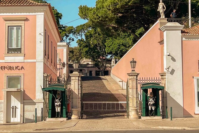 Lisbon (Belém) Scavenger Hunt and Sights Self-Guided Tour - Timing, languages, and practical planning