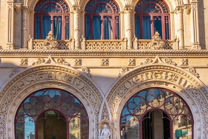 Lisbon (Chiado-Baixa) Scavenger Hunt and Sights Self-Guided Tour - The Santa Justa Lift, one of the route’s big visual rewards
