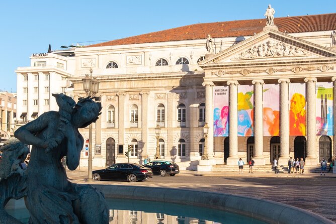 Lisbon (Chiado-Baixa) Scavenger Hunt and Sights Self-Guided Tour - The Rua Augusta Arch and the way to the riverfront