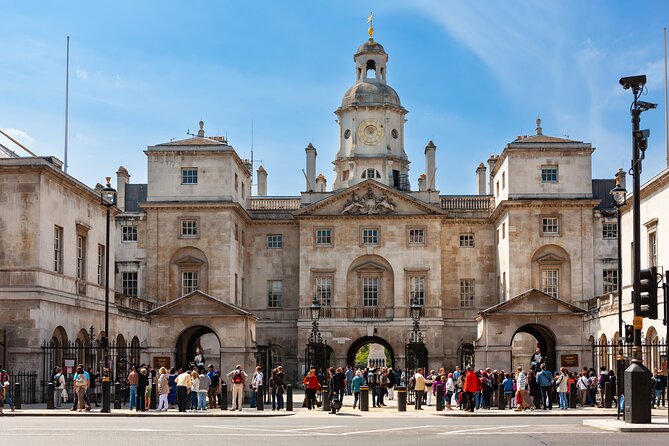 London’s Crown Secret: Self-Guided Royal Puzzle Quest - From Westminster politics to royal ceremony