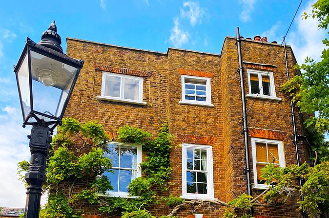London's Hampstead: A vibrant village voyage city game - How the teamwork game works