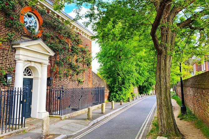 London's Hampstead: A vibrant village voyage city game - Time, cost, and practical value