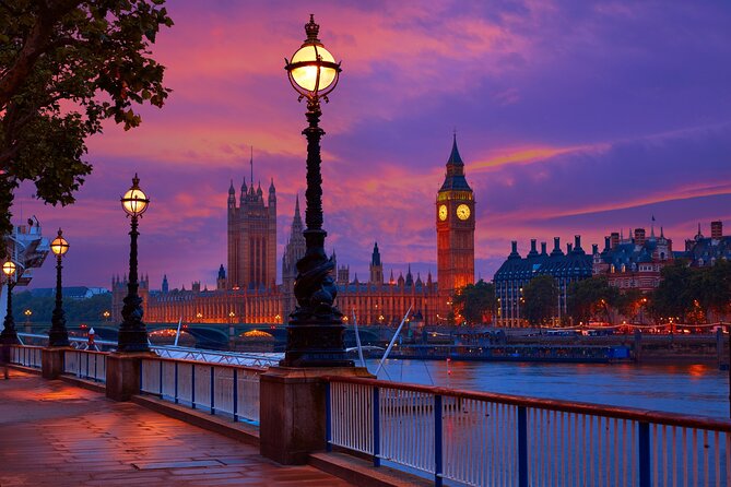 London Scavenger Hunt and Highlights Self-Guided Tour - Seeing more than 10 attractions from the outside