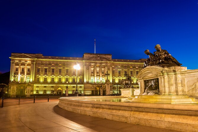 London Scavenger Hunt and Highlights Self-Guided Tour - Pausing for lunch, photos, or paid entry