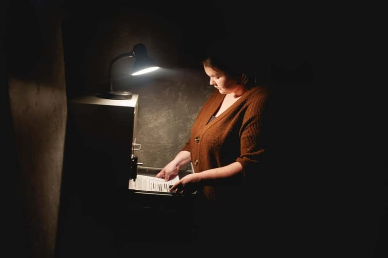 London: Sherlock Escape Rooms - Moving through Sherlock’s familiar sets