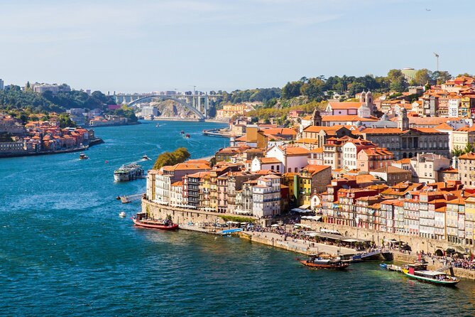 Love in Porto: Self-Guided Romantic Puzzle Walk - A romantic puzzle instead of a standard city tour
