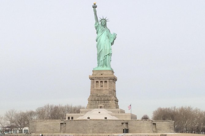 Lower Manhattan Self-Guided Walking Tour and Scavenger Hunt - Who will get the most from this experience