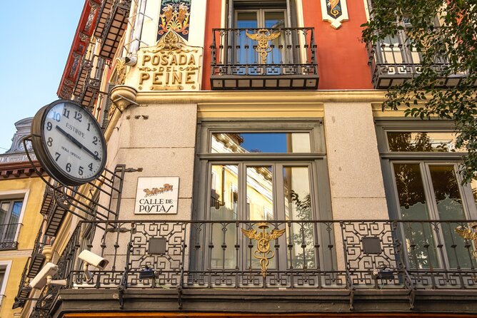 Madrid (Historical Centre) Scavenger Hunt and Self-Guided Tour - A playful way to see central Madrid