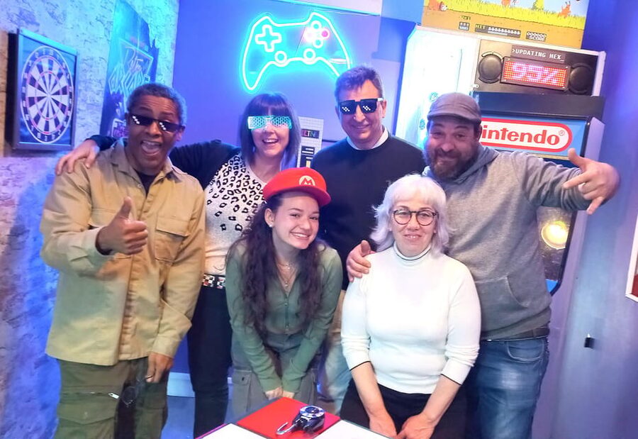 Madrid: Retro Escape Room "HEX Game" - The 15-minute introduction sets the rules