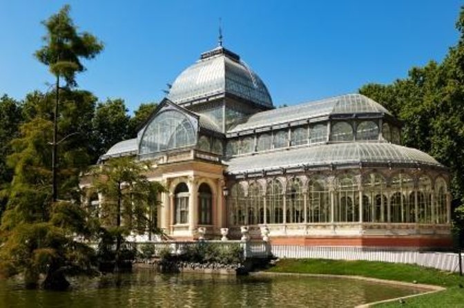 Madrid Scavenger Hunt and Sights Self-Guided Tour - Key points to know before you book