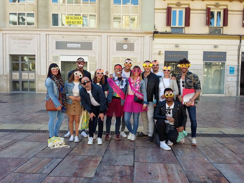 Malaga: Bachelorette Party Treasure Hunt - Teatro Cervantes and the Plaza del Pericón garden