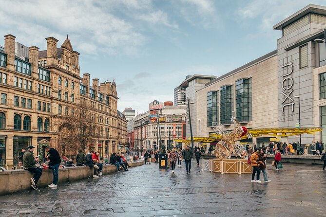 Manchester Scavenger Hunt and Highlights Self-Guided Tour - Using the World City Trail app