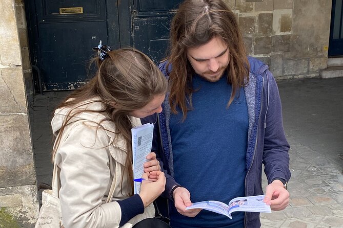 Marais Treasure Hunt & Discovery — Self-guided Paris Game - Place des Vosges: the elegant first chapter