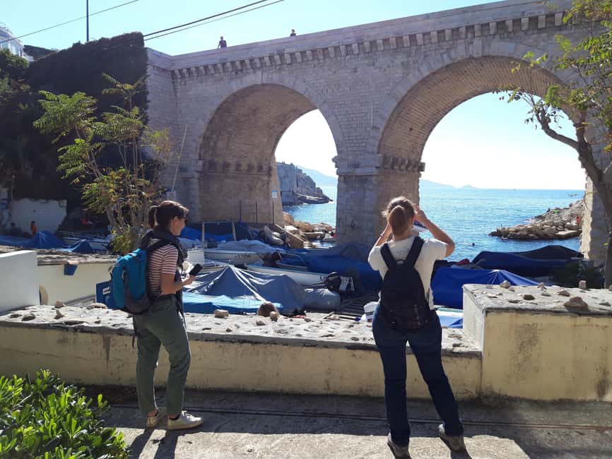 Marseille: Hidden Coves Exploration & Treasure Hunt - Following clues through Endoume