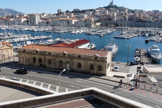 Marseille Scavenger Hunt and Highlights Self Guided Audio Tour - Le Panier and the Centre de la Vieille Charité