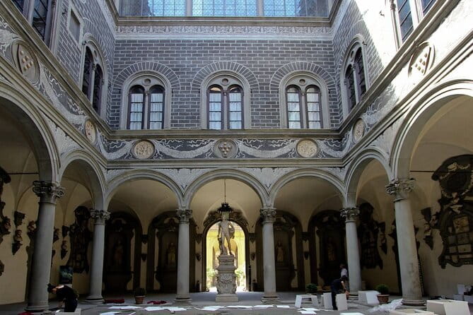Medici Secrets & Mysteries: Interactive Walking Tour Game - Palazzo Medici and the family’s city power