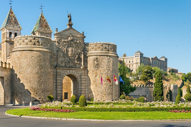 Medieval Toledo: The Knight of Three Cultures Exploration Game - Mariano Zamorano Swords and Toledo’s famous craft