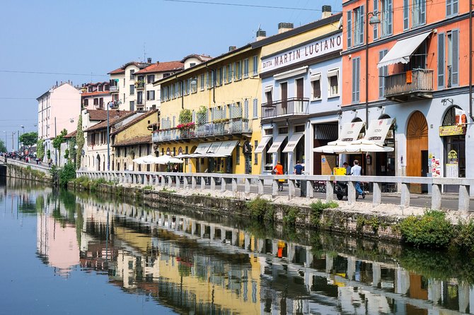 Milan Scavenger Hunt and Best Landmarks Self Guided Tour - From Sforza Castle to La Scala