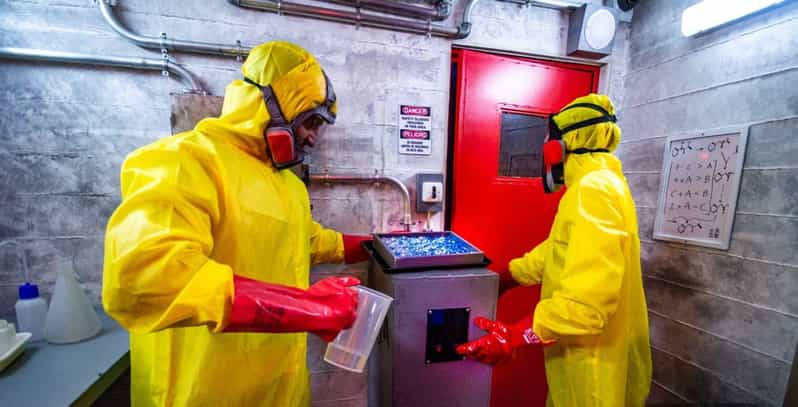 Molde: Project Heisenberg Escape Room Experience - What solving the laboratory requires