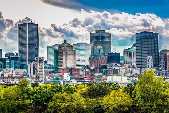 Montreal Scavenger Hunt and Highlights Self Guided Audio Tour - What the audio guide adds