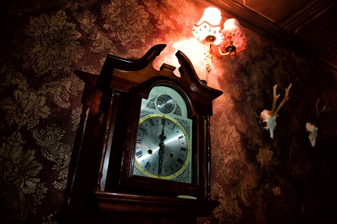 moviESCAPE Stockport Haunted House II Demon's Curse Escape Room - Should you book this Stockport escape room?