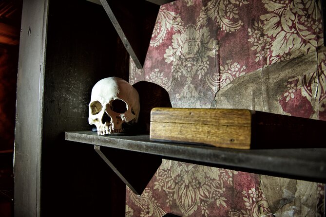 moviESCAPE Stockport Haunted House II Demon's Curse Escape Room - What happens during the 90-minute session