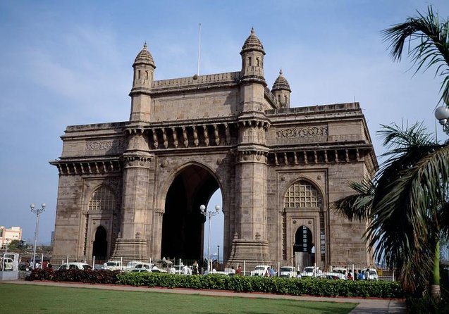 Mumbai Scavenger Hunt and Sights Self-Guided Tour - Key points to know before you book