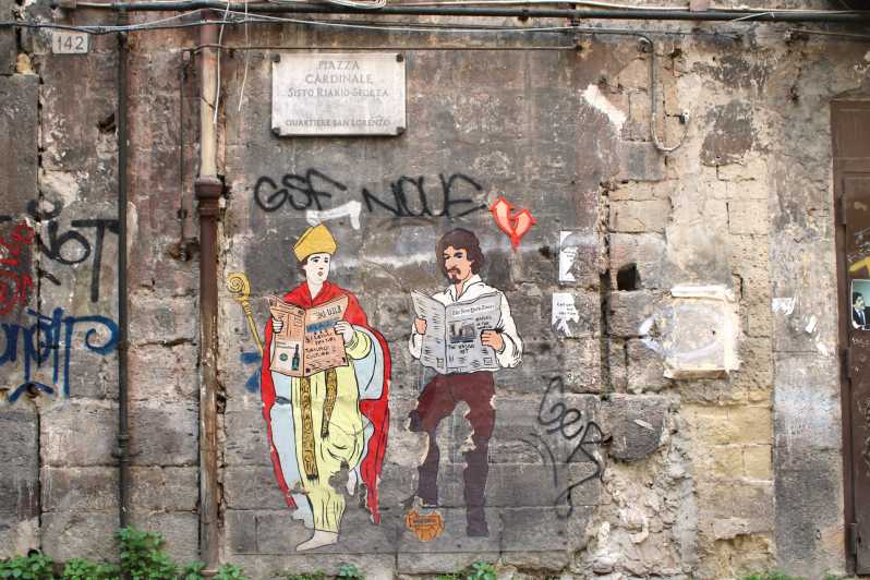 Naples: Family Mythology Treasure Hunt w/ Food Stop - Key points at a glance