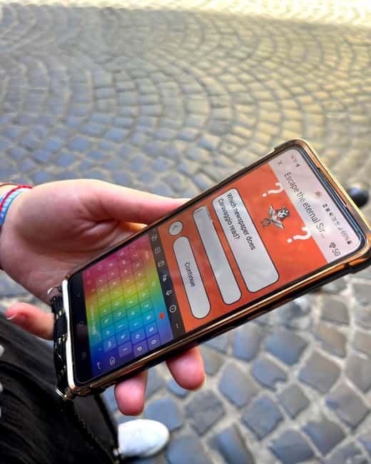 Naples: Family Mythology Treasure Hunt w/ Food Stop - How the smartphone game feels in practice
