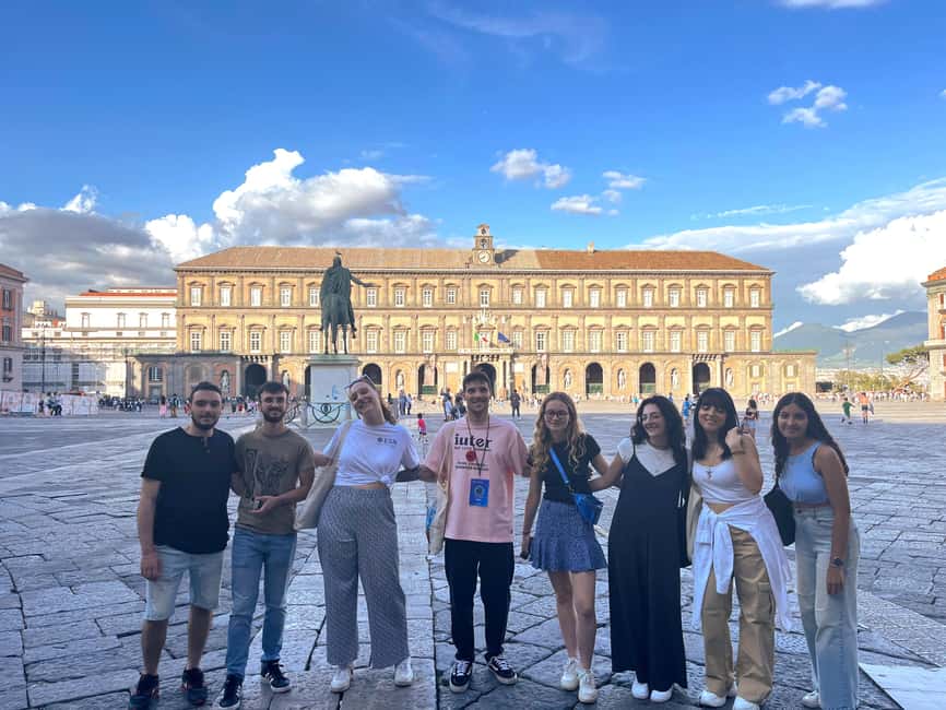 Naples: Family Mythology Treasure Hunt w/ Food Stop - Banksy’s Madonna and Naples street art