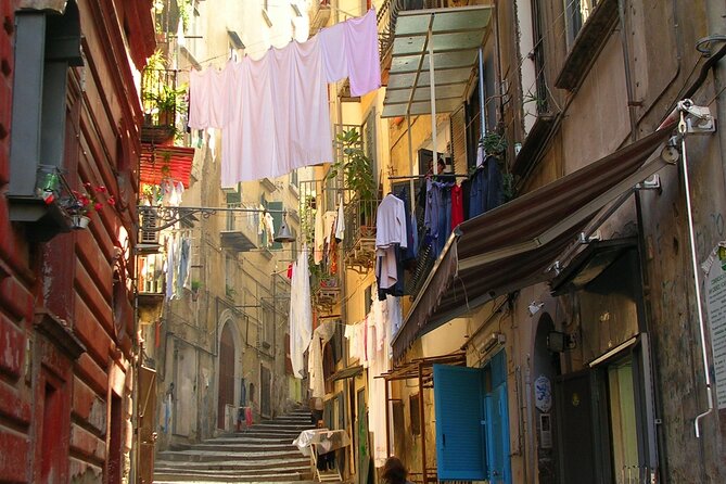 Naples Scavenger Hunt and Highlights Self-Guided Tour - Using the World City Trail app
