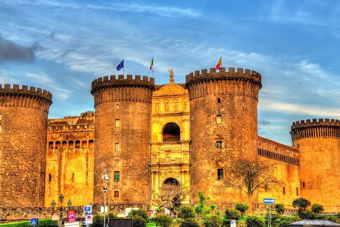 Naples Scavenger Hunt and Highlights Self-Guided Tour - Who will enjoy the game most