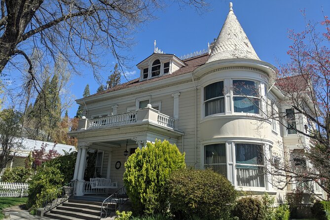 Nevada City Scavenger Hunt Walking Tour and Game - A private activity with no live guide