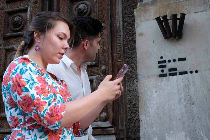 Norwich City Game: Medieval Mystery & Walking Tour - How the app affects the experience