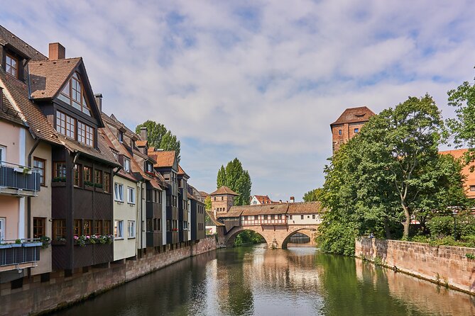 Nuremberg Scavenger Hunt and Highlights Self Guided Audio Tour - Hauptmarkt and the Beautiful Fountain