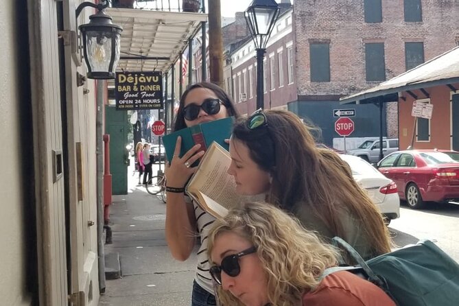 Nutty New Orleans Scavenger Hunt - Who gets the best value from this experience