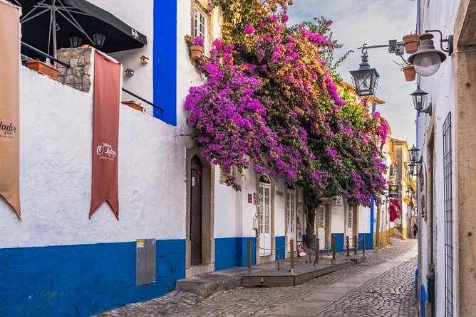 Óbidos Scavenger Hunt and Sights Self-Guided Tour - How long to allow for the walk